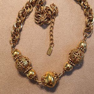 Chunky Gold Tone 1928 necklace